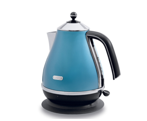 Icona Classic Blue Kettle in front image.